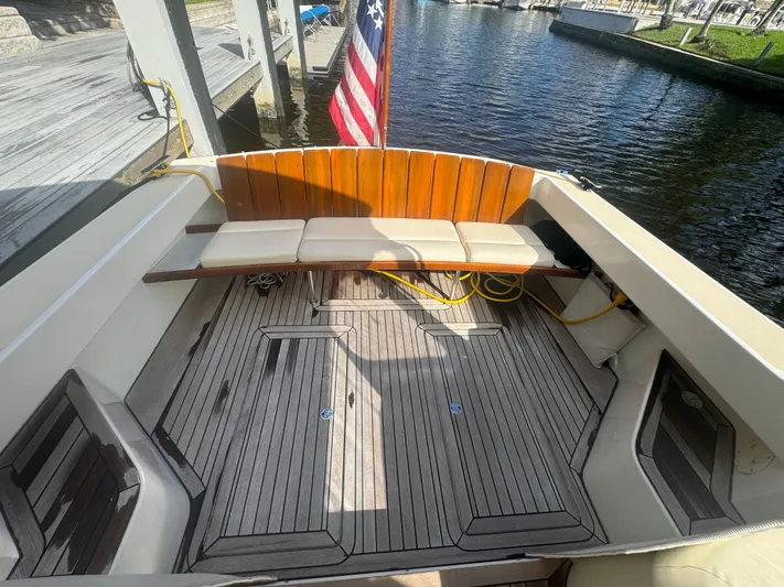 Joy! Yacht Photos Pics Cockpit