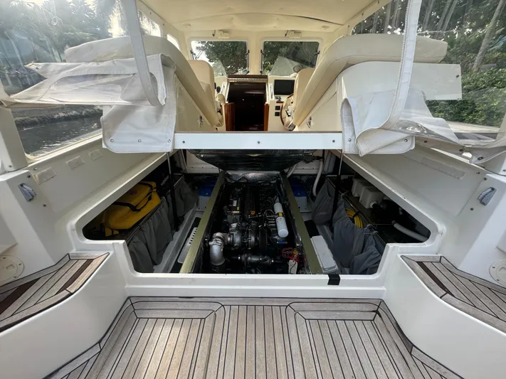 Joy! Yacht Photos Pics Engine Access