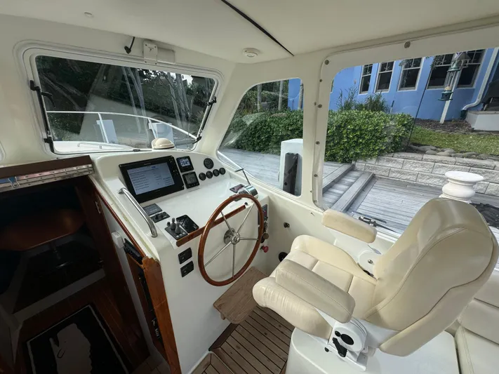 Joy! Yacht Photos Pics Helm