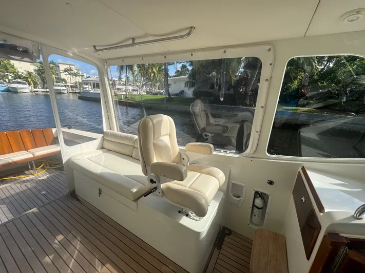 Joy! Yacht Photos Pics Passenger Seating