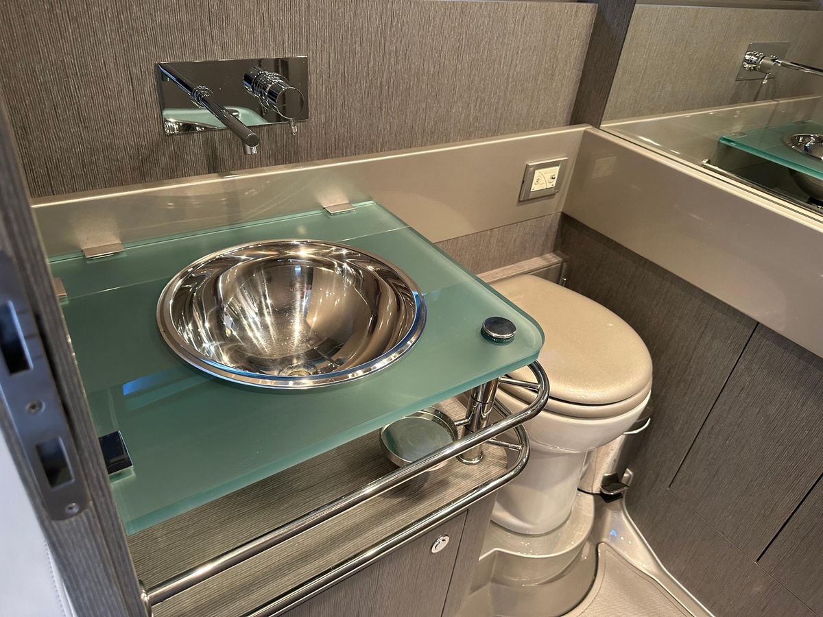 2013 Riva 43 