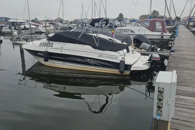 2007 Larson Cabrio 220