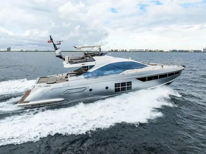  Yacht Photos Pics 2019-Azimut-S7