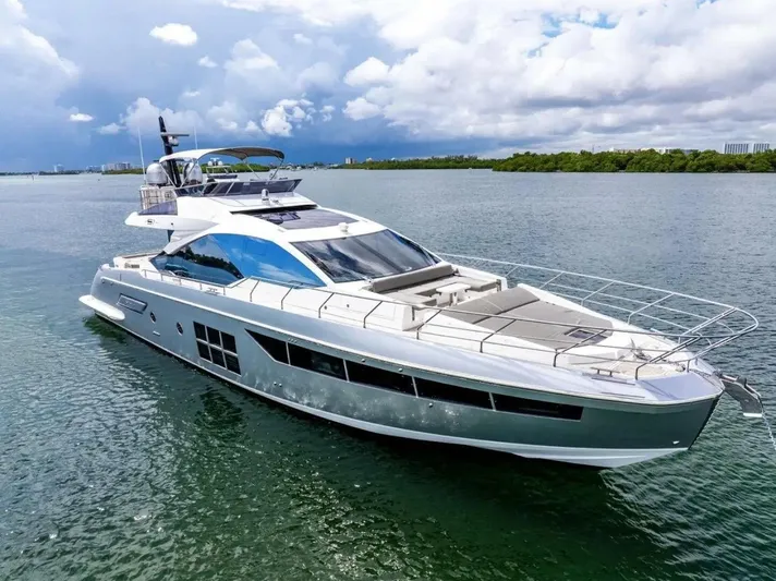  Yacht Photos Pics 2019-Azimut-S7