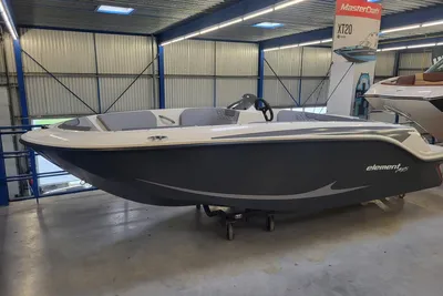 2023 Bayliner Element M15