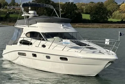 2004 Sealine F37