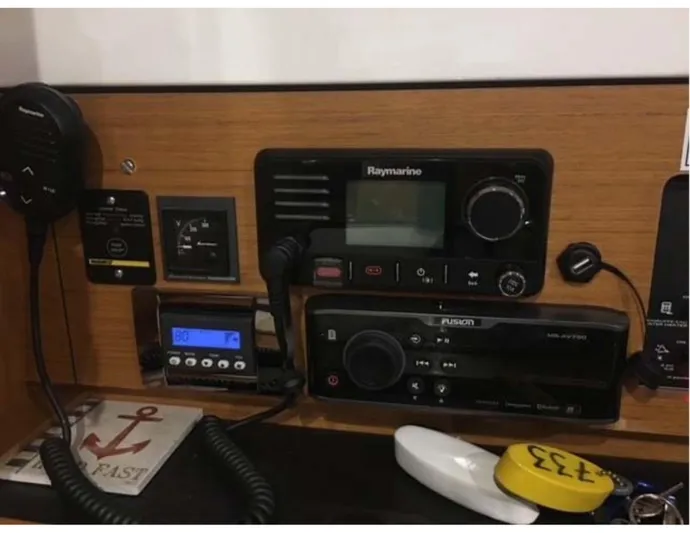 Beverly Isabella Yacht Photos Pics 