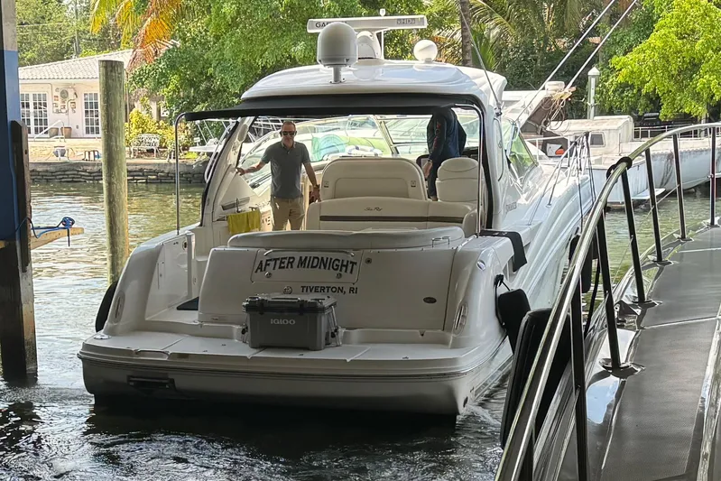  Yacht Photos Pics 2007 Sea Ray 44 Sundancer docked with people onboard, named After Midnight.