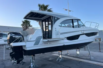 2020 Beneteau Antares 11 OB
