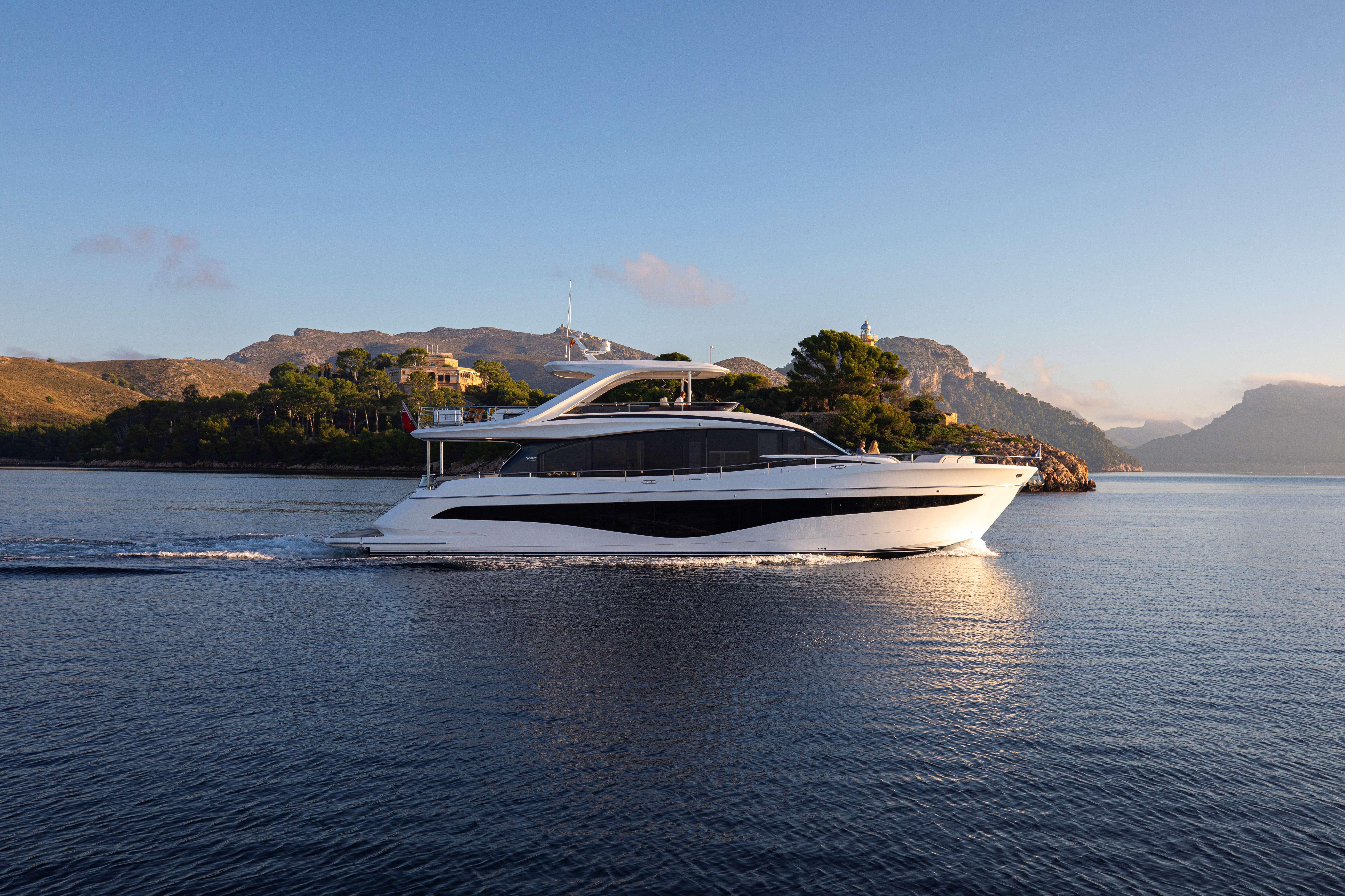 2026 Princess Yachts Y80