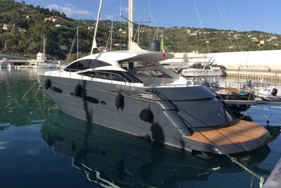 Pershing 56