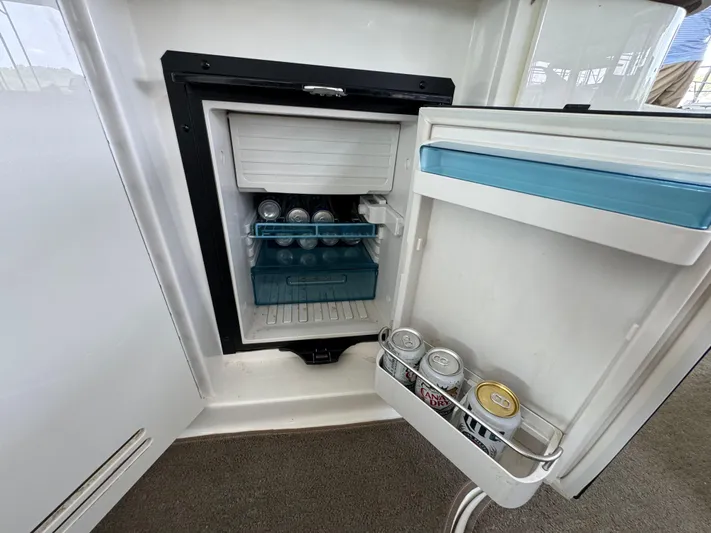 Colour Me Blue Yacht Photos Pics 