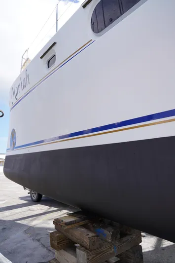 Mariah Yacht Photos Pics 