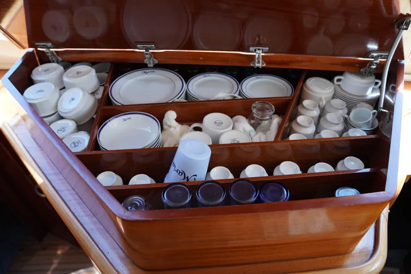 Mariah Yacht Photos Pics 