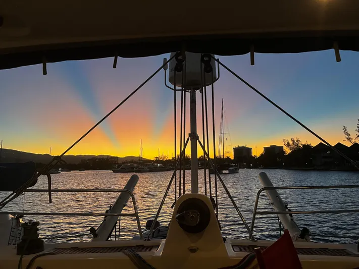 Mariah Yacht Photos Pics 