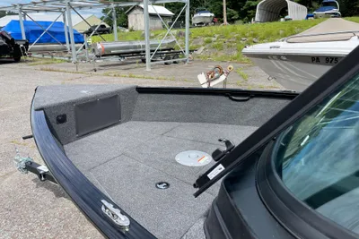 Lund 1675 Adventure Sport