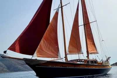 Custom Classic Schooner