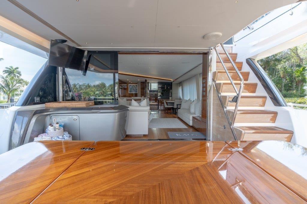 2019 Princess 85 