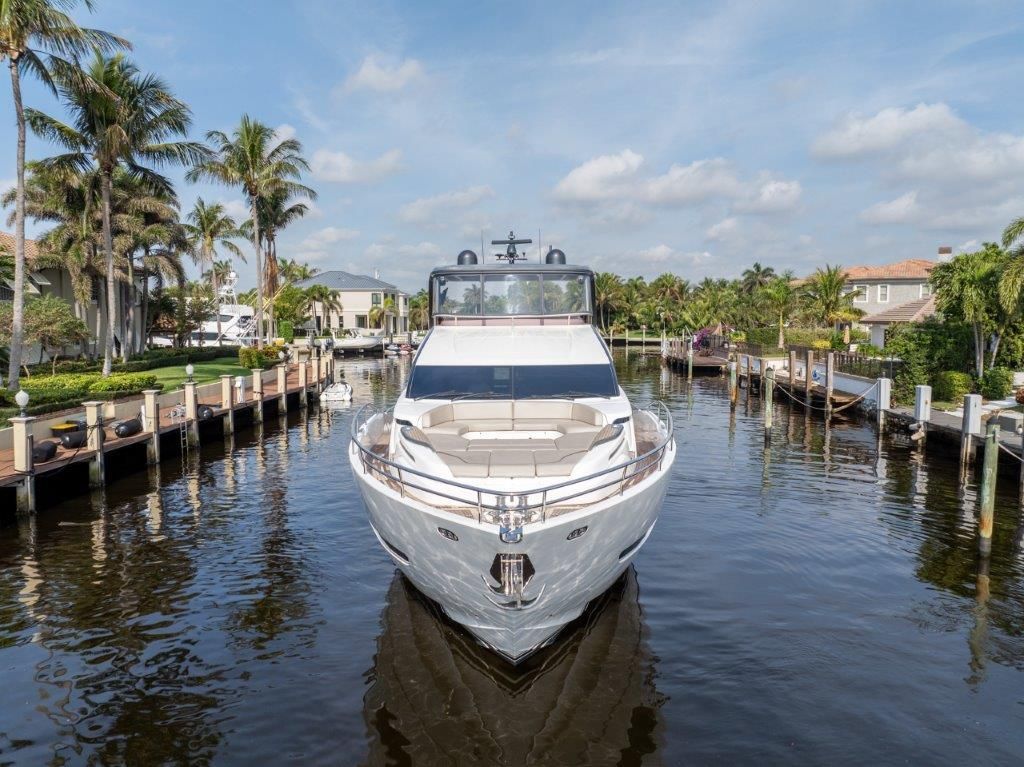 2019 Princess 85 