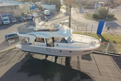 2022 Beneteau Swift Trawler 41 Fly