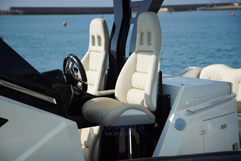 No Name Yacht Photos Pics DSC09847.JPG