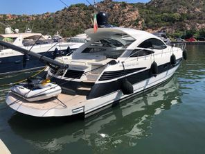 2005 Pershing 46