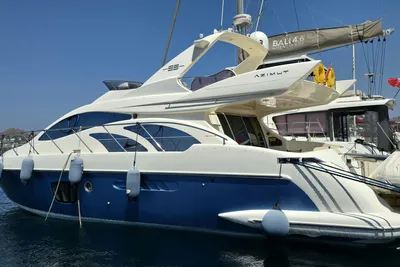 2011 Azimut 55E