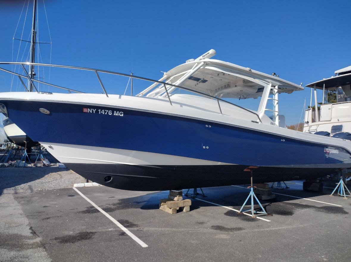 2011 Everglades 350LX Cruiser for sale YachtWorld