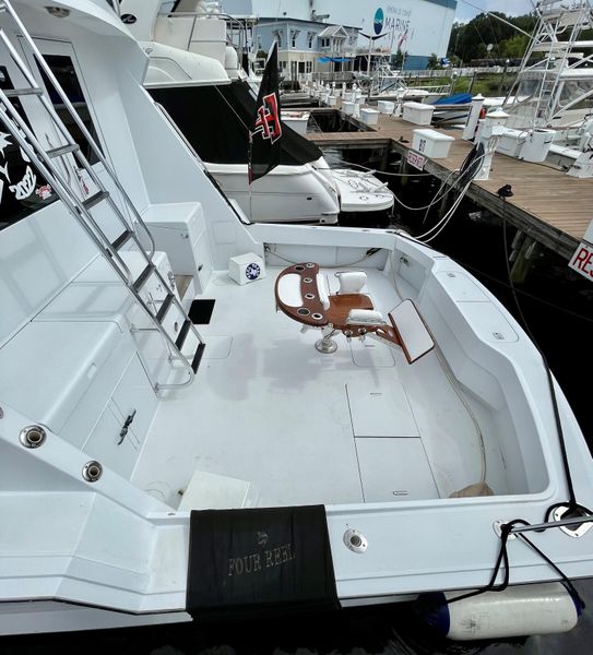 1998 Hatteras 65 Sport Fish