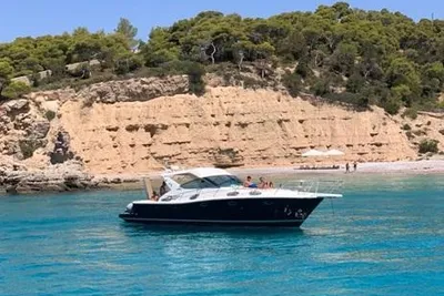 Uniesse 42