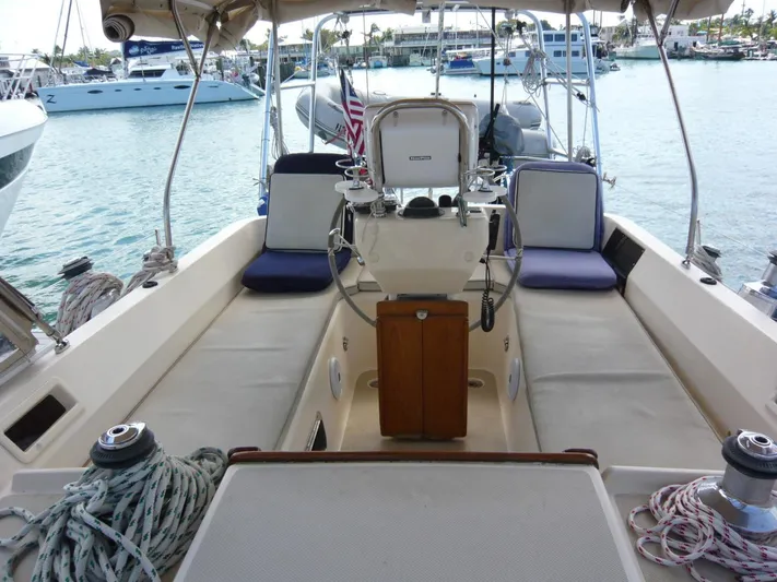 Delphi Yacht Photos Pics 