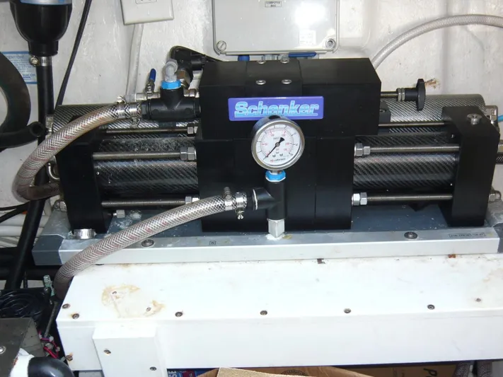 Delphi Yacht Photos Pics 