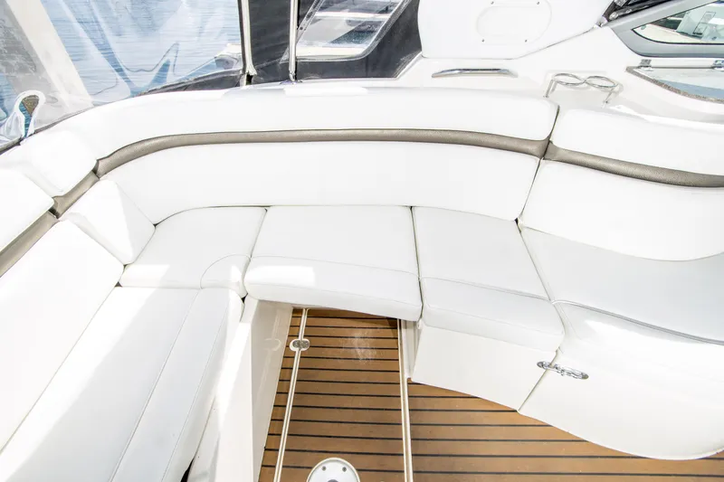 Familia Yacht Photos Pics 