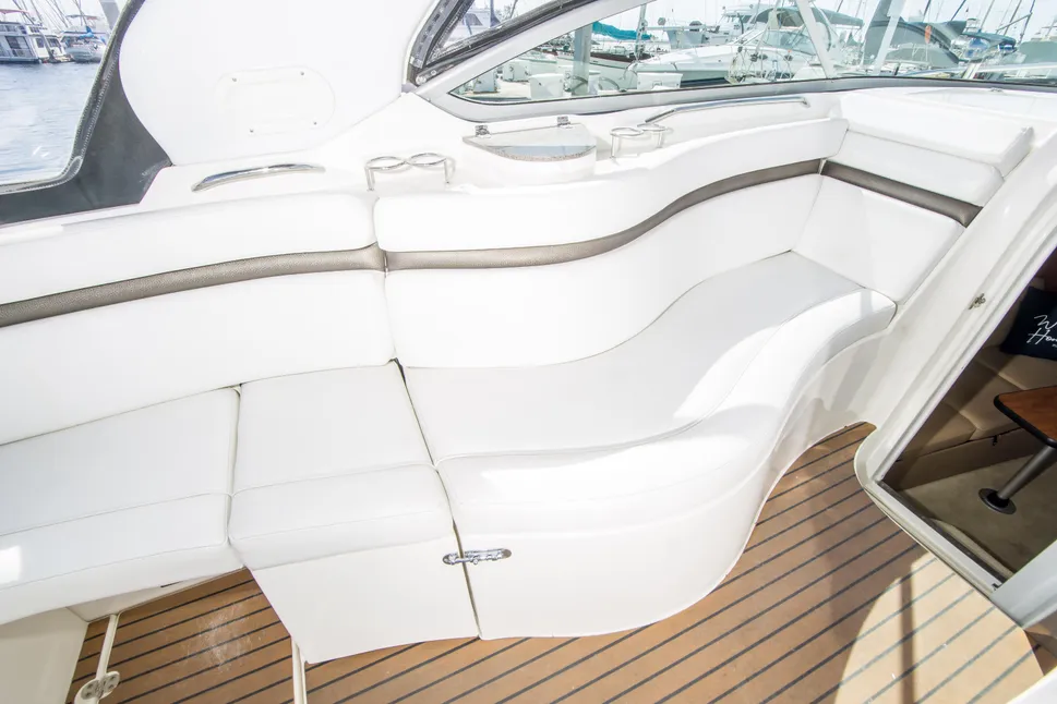2012 Rinker 310 Express Cruiser Cruiser for sale - YachtWorld