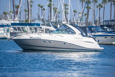 Rinker 310 Express Cruiser