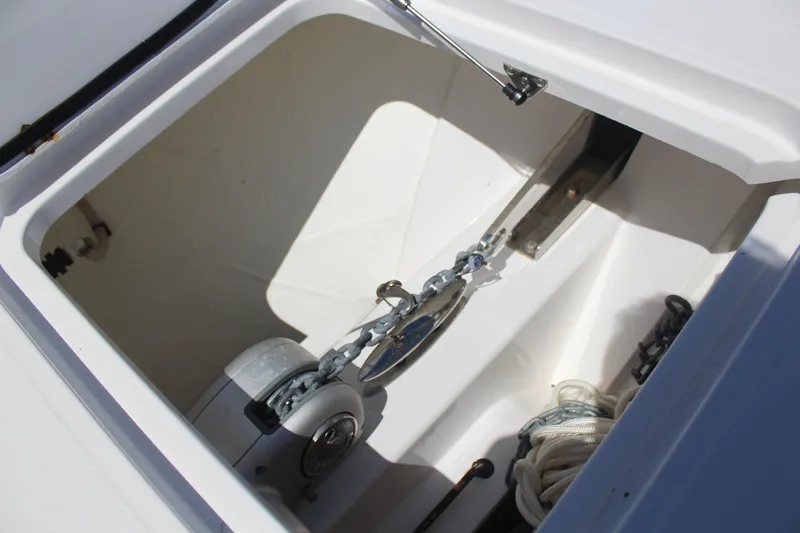  Yacht Photos Pics Electric Anchor Windlass