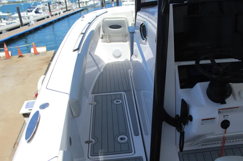  Yacht Photos Pics Sea Deck Flooring