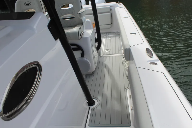  Yacht Photos Pics Custom Sea Deck Flooring