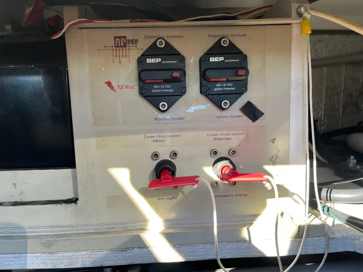 Learning Curves Yacht Photos Pics 