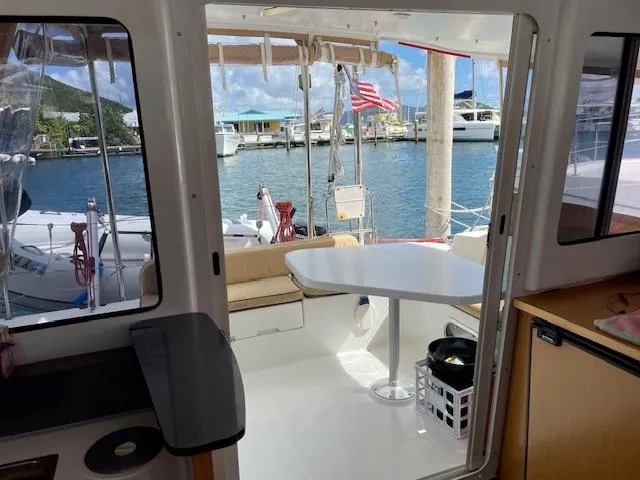 Learning Curves Yacht Photos Pics 