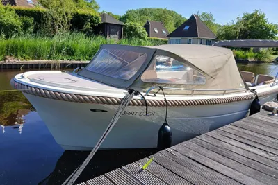 2018 Primeur 700 Tender