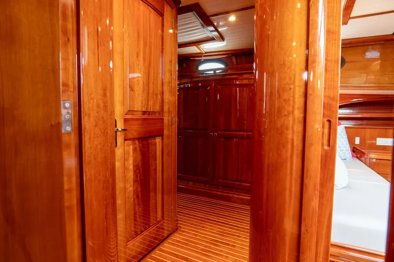 Sapphire II Yacht Photos Pics Luxurious wooden interior of 2006 Hinckley Talaria 55 FB yacht cabin.