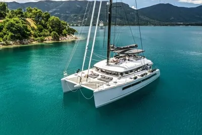 Lagoon 620 Essence