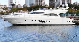 Yacht
