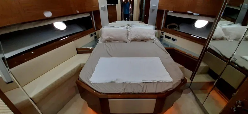  Yacht Photos Pics VIP CABIN