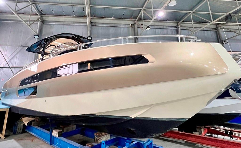 2021 Invictus Invictus 370 GT