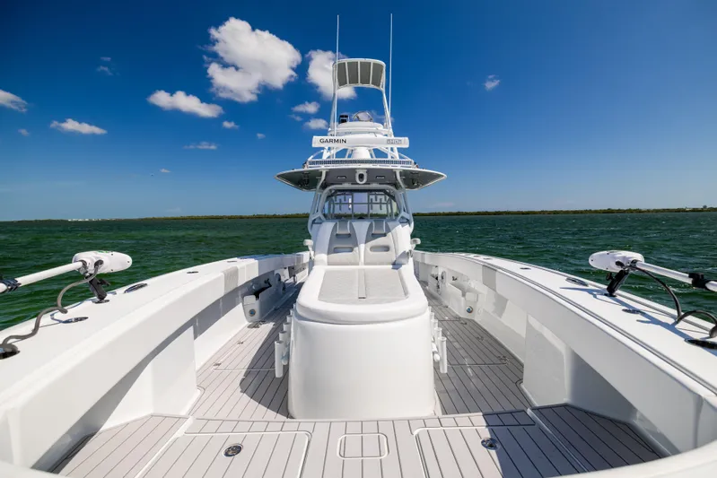  Yacht Photos Pics 2023 Freeman 37 VH boat on open water under clear blue sky.