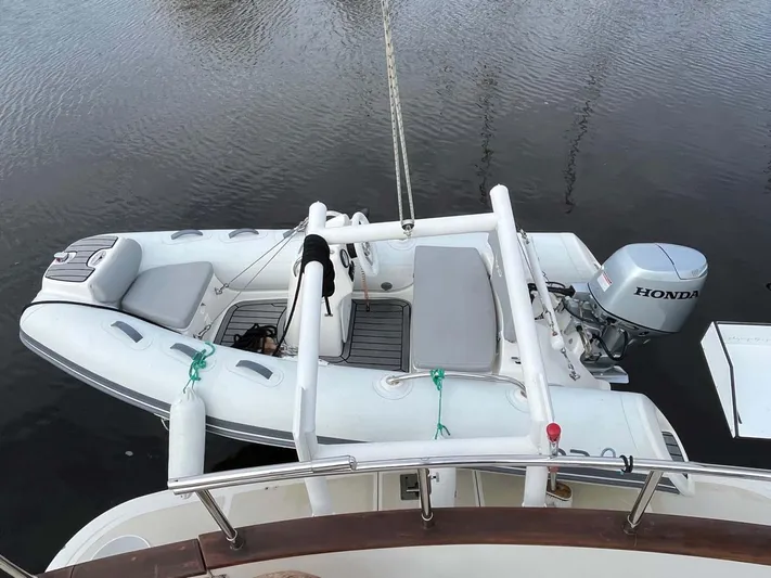 Dun Digg'n Yacht Photos Pics 