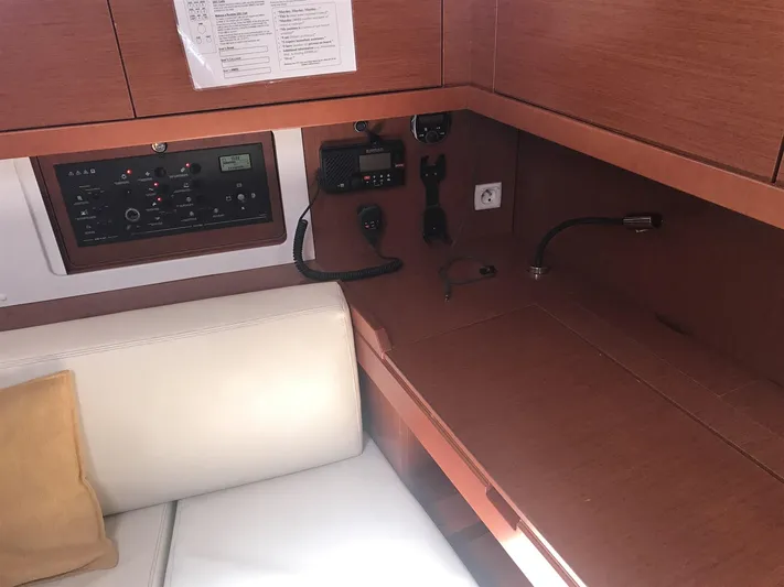  Yacht Photos Pics Beneteau Oceanis 45