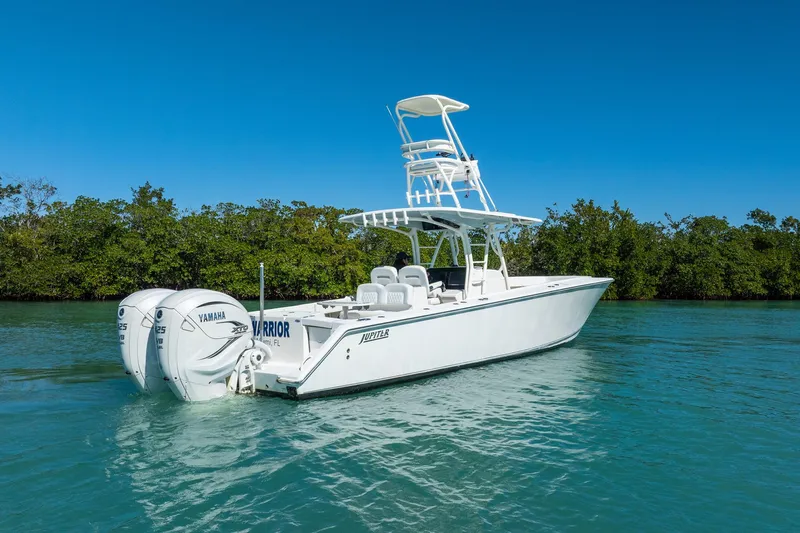  Yacht Photos Pics 2019 Jupiter 38 HFS boat with dual Yamaha engines on clear water.